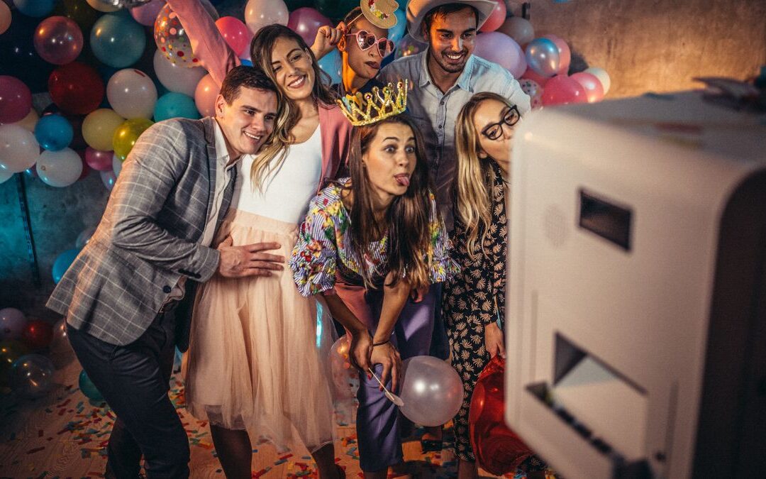 Comment organiser un événement mémorable avec la location de photobooth en Normandie ?